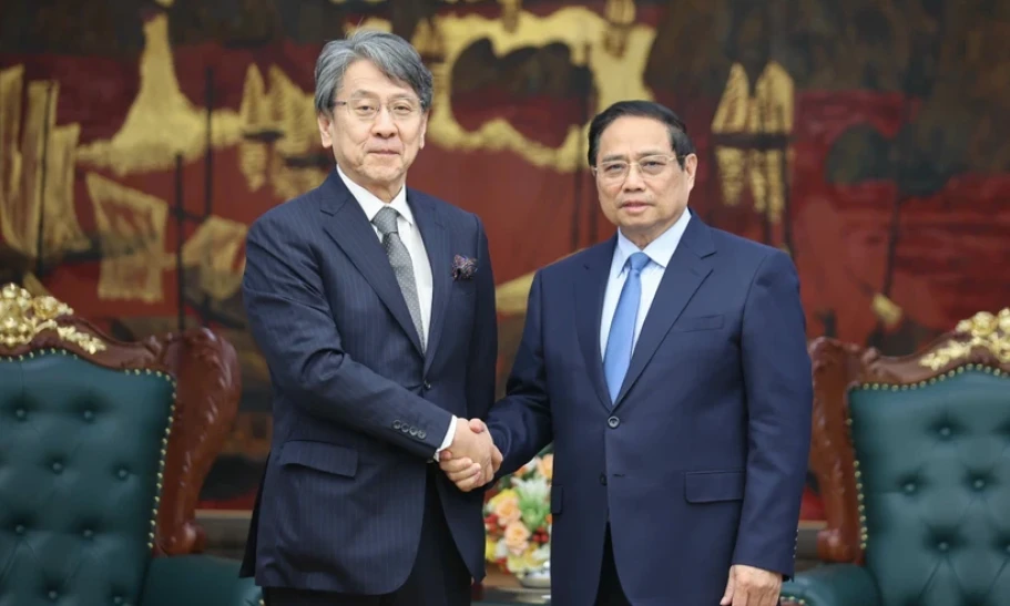PM calls on Japanese bank to support green projects in Vietnam