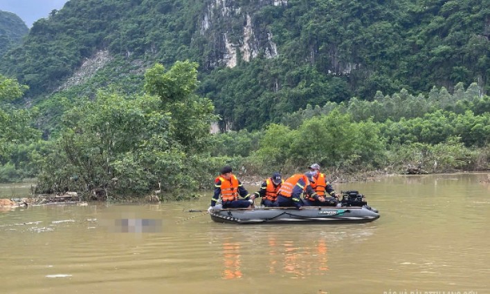 Tìm thấy nạn nhân thứ hai trong vụ hai cha con bị đuối nước ở Hữu Lũng