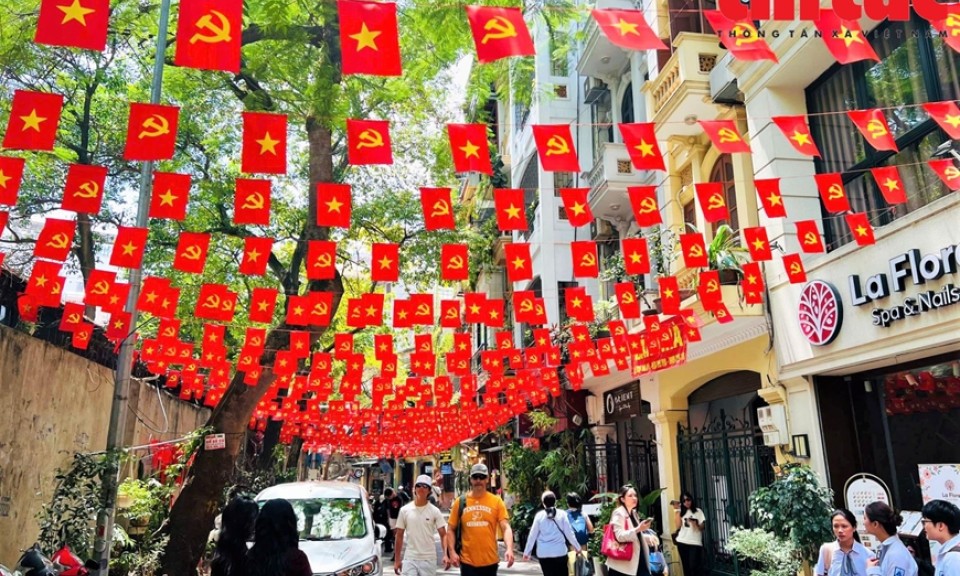 Khát vọng Việt Nam và quá trình tạo lực để vươn mình
