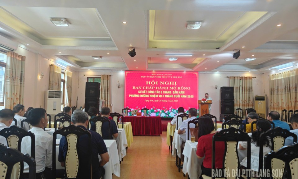 Hội nghị BCH Hội Văn học Nghệ thuật và Nhà báo tỉnh Lạng Sơn