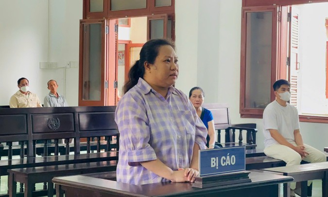 'Nữ quái' Phú Yên dựng kịch bản đổi vé số, lừa 8 người gần 63 tỷ đồng