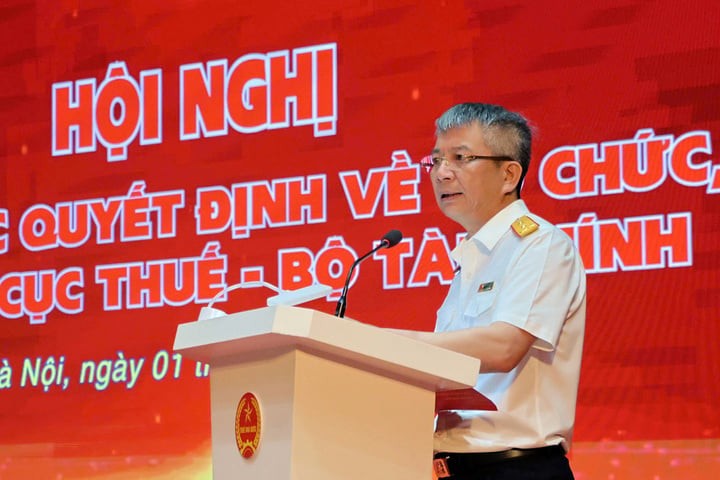 Cục trưởng Cục Thuế Mai Xuân Thành công bố quyết định bổ nhiệm 34 cấp Trưởng Thuế tỉnh, thành phố.