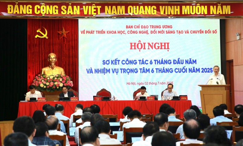 Tổng Bí thư Tô Lâm phát biểu khai mạc hội nghị.