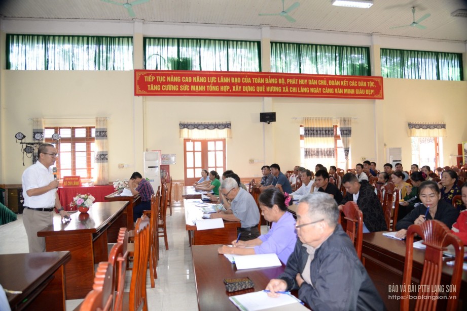 Người dân được tập huấn về công tác phát triển du lịch nông nghiệp - nông thôn tại nhà văn hoá xã Chi Lăng