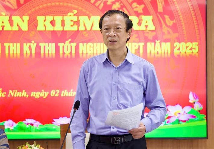 Thứ trưởng Thường trực Phạm Ngọc Thưởng phát biểu tại buổi làm việc.