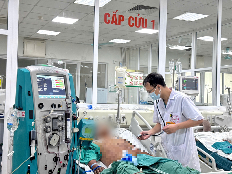 Bệnh nhân mắc bệnh liên cầu lợn điều trị tại Bệnh viện Bệnh Nhiệt đới Trung ương