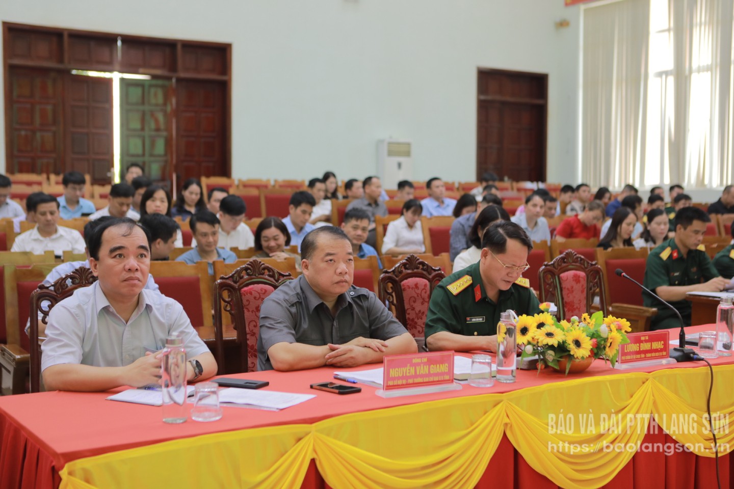 Các đại biểu dự hội nghị