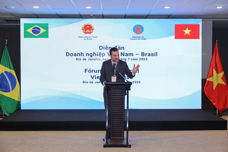 Thứ trưởng Bộ Nông nghiệp, Chăn nuôi và Cung ứng Brazil Luis Renato Alcantara Rua đánh giá quan hệ hai nước đang ở thời điểm lịch sử - Ảnh: VGP/Nhật Bắc