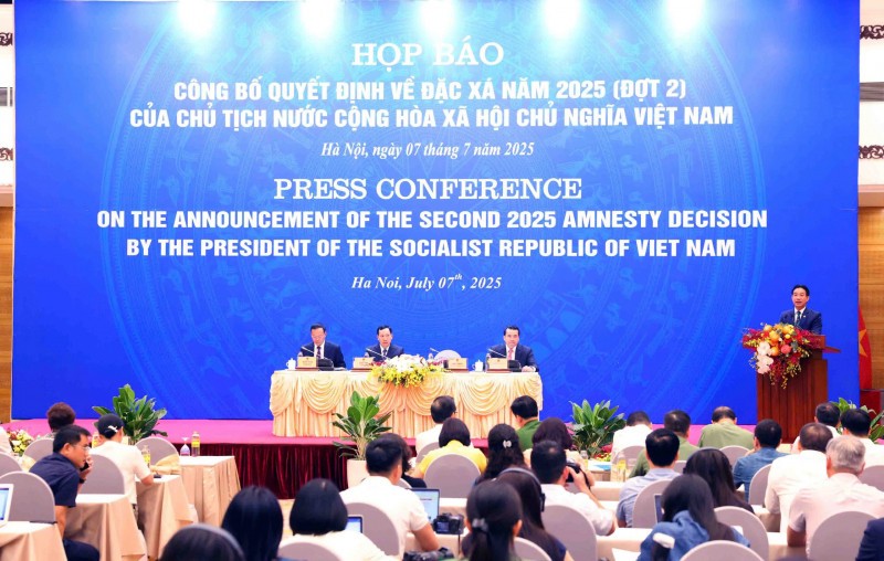 Đồng chí Phạm Thanh Hà công bố Quyết định đặc xá năm 2025 (đợt 2).