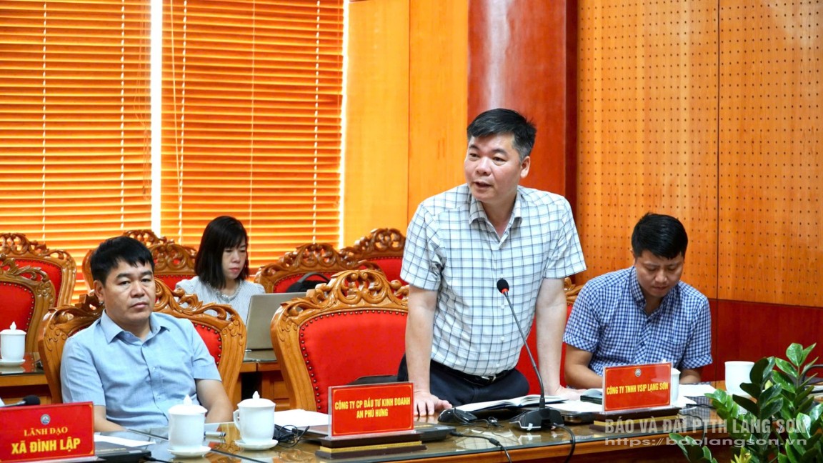 Đại diện nhà đầu tư phát biểu tại cuộc họp