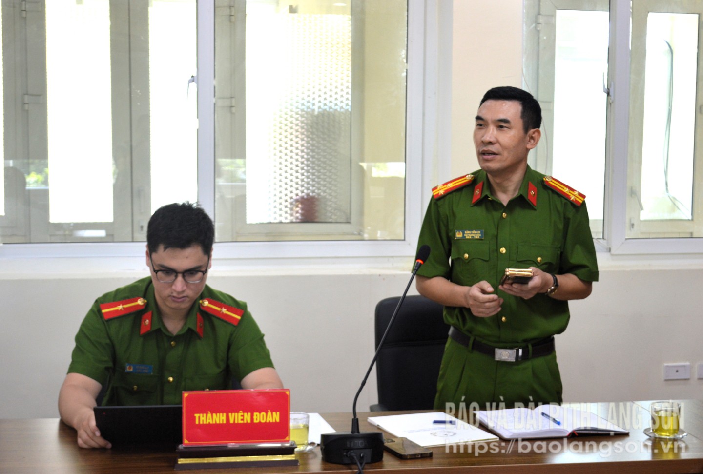 Thành viên đoàn kiểm tra phát biểu làm rõ một số nội dung