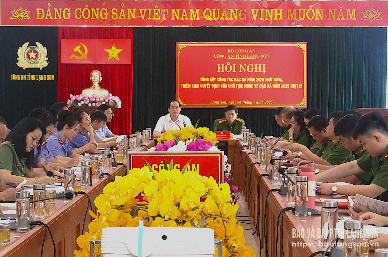 anh,dac,xa,15223808.jpg