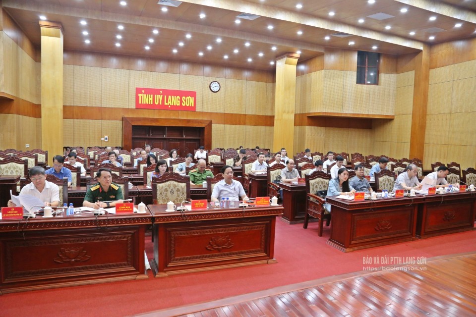 Các đại biểu dự hội nghị tại điểm cầu tỉnh Lạng Sơn