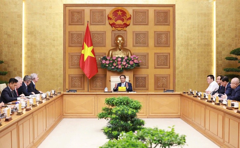 Thủ tướng khẳng định Việt Nam đang cải cách và sẽ còn cải cách hơn nữa, các cơ quan tiếp tục chuyển trạng thái mạnh mẽ, tạo thuận lợi nhất cho người dân và doanh nghiệp - Ảnh: VGP/Nhật Bắc