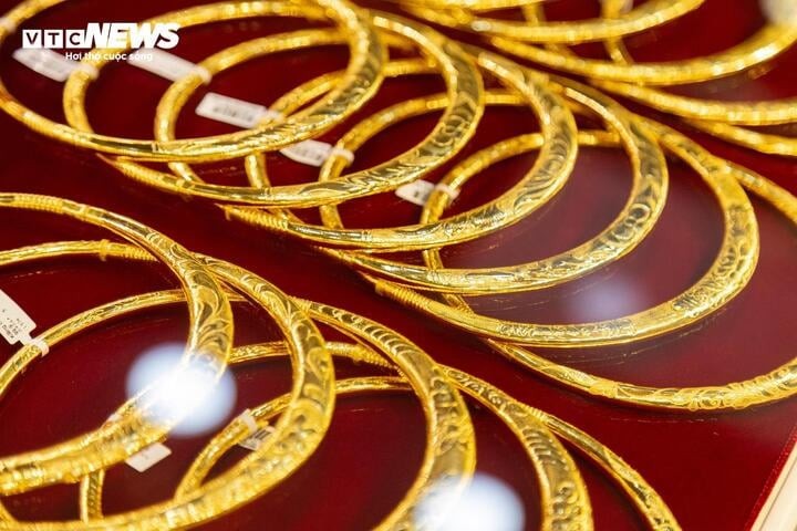 Chuyên gia dự báo giá vàng trong nước có thể vượt ngưỡng 130 triệu đồng/lượng trong năm nay. (Ảnh: Minh Đức)
