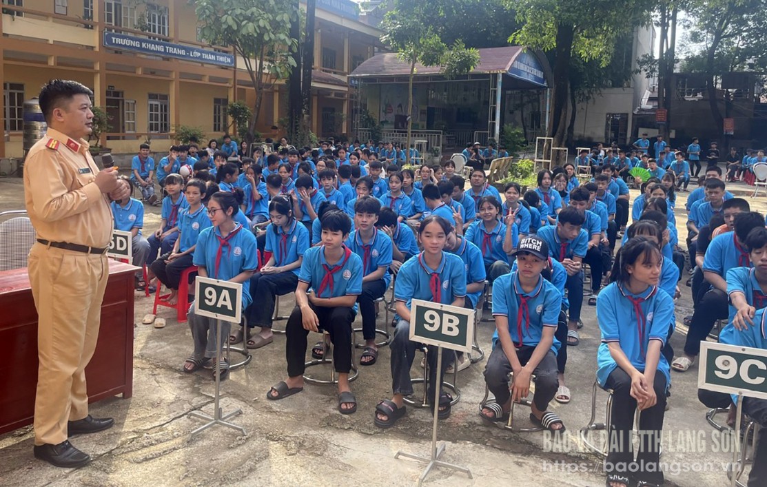 tuyen,tuyen,thcs,thi,tran,10474916.jpg