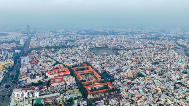 Kết nối cơ sở dữ liệu đất đai với dân cư. (Ảnh: TTXVN)