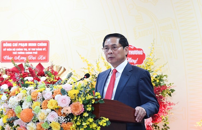 Phó Thủ tướng Bùi Thanh Sơn nhấn mạnh: Bộ Công Thương cần tiếp tục giữ vững vai trò là cơ quan quản lý nhà nước chủ lực về công nghiệp và thương mại,