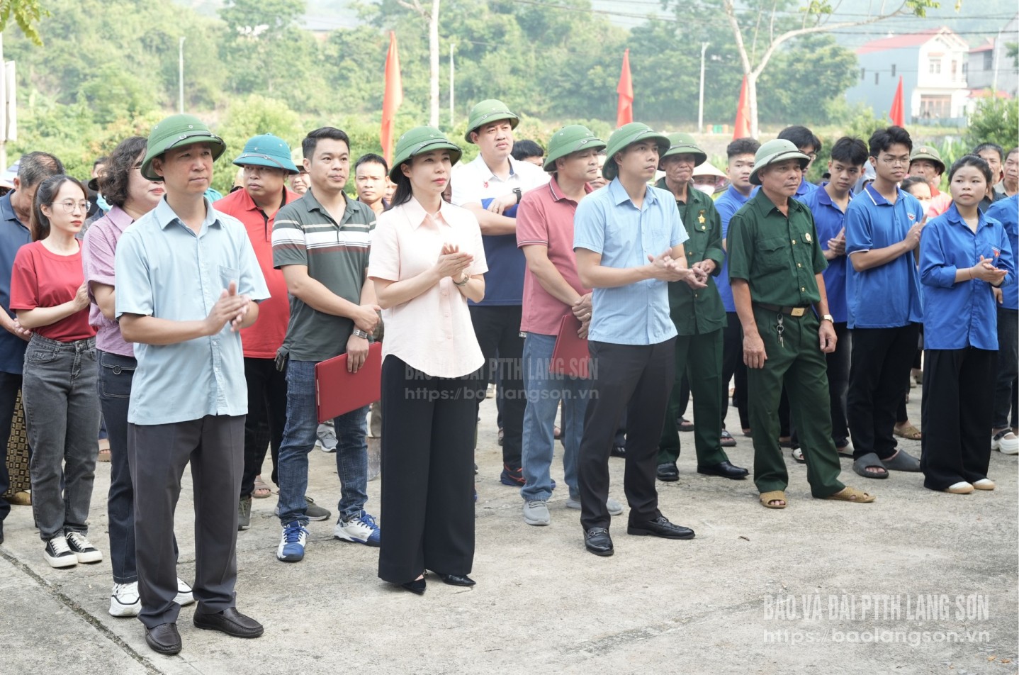 trong,cay,09574719.jpg