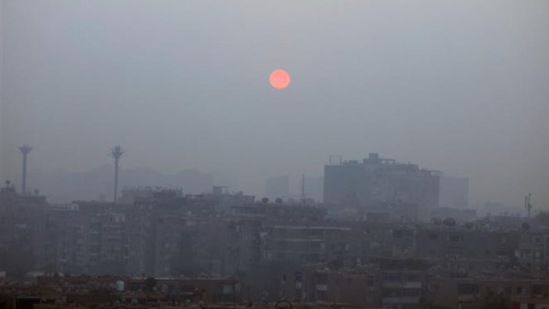 Khói mù ô nhiễm bao phủ bầu trời tại Cairo, Ai Cập, ngày 8/1/2022. (Ảnh: THX/TTXVN)
