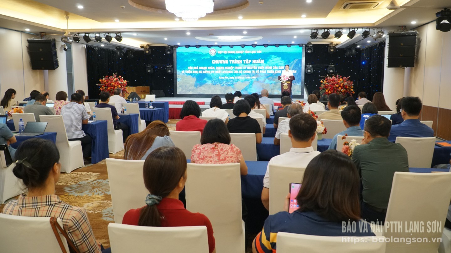 Toàn cảnh chương trình tập huấn