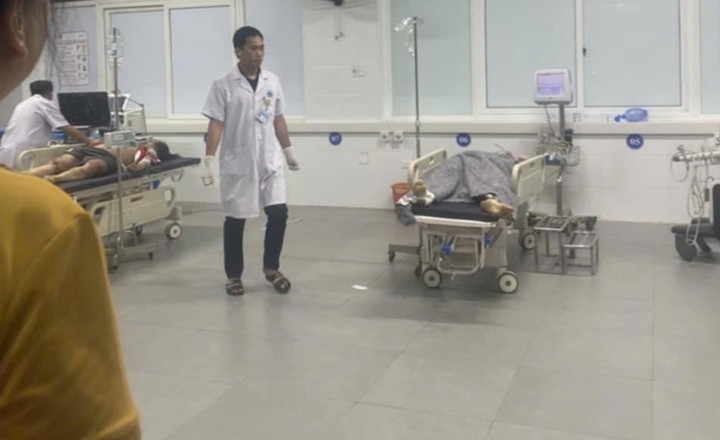 Những người bị thương đang được cấp cứu, theo dõi và điều trị tại cơ sở y tế tại Hà Tĩnh. Hiện chưa có thông tin chính thức về tình hình sức khoẻ của những nạn nhân bị thương.