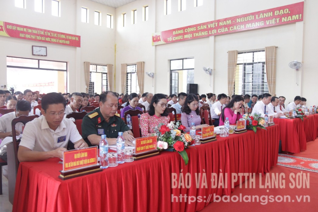 Các đại biểu tham dự đại hội