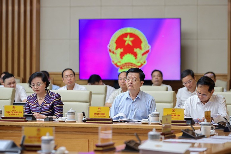 Các Phó Thủ tướng và đại biểu tham dự hội nghị - Ảnh: VGP/Nhật Bắc