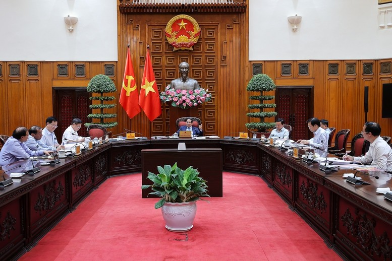 Thủ tướng Phạm Minh Chính chủ trì cuộc họp của Thường trực Chính phủ về nhiều nội dung quan trọng - Ảnh: VGP/Nhật Bắc