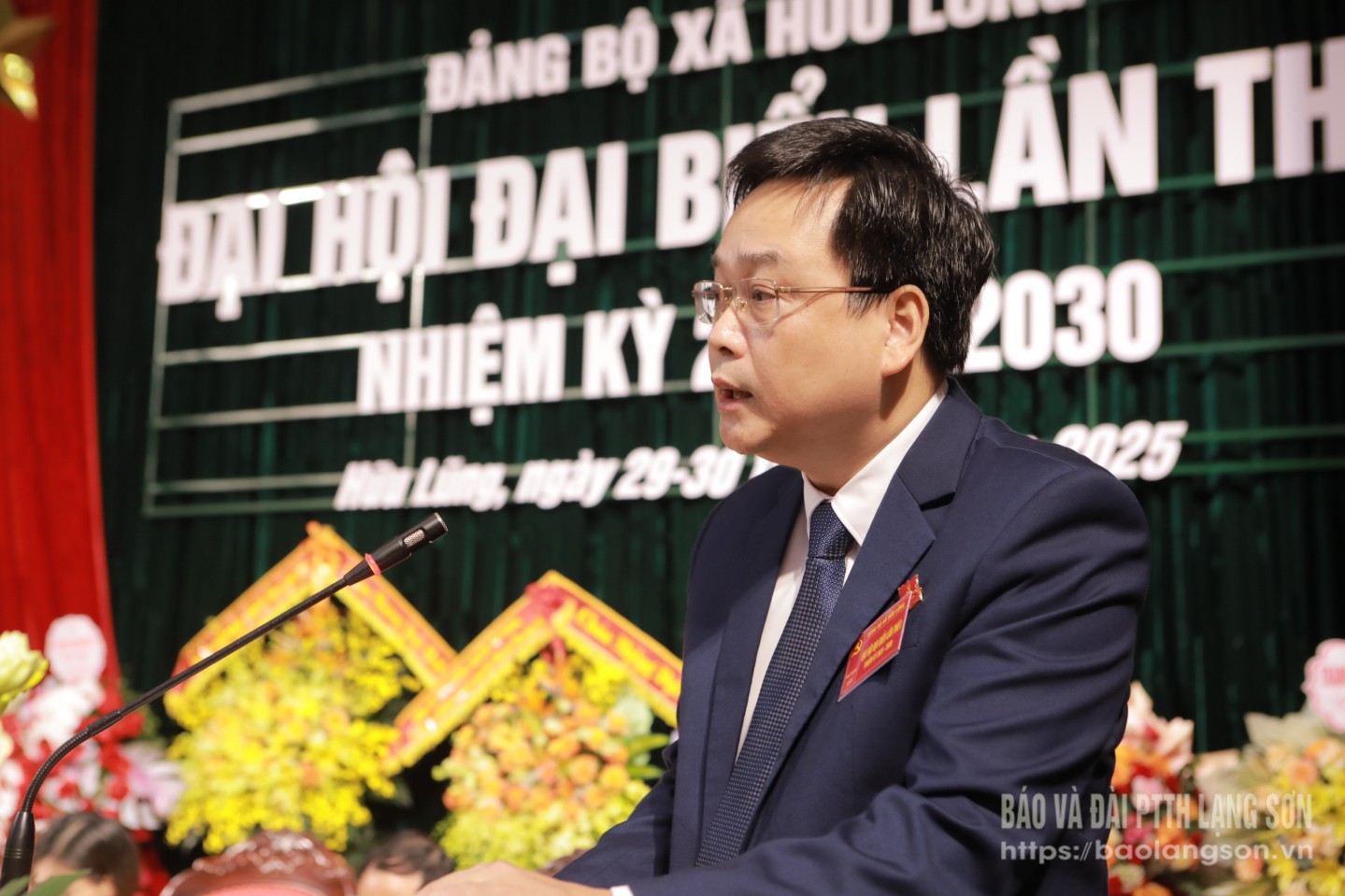 Đồng chí Vũ Hoàng Quý, Bí thư Đảng ủy xã Hữu Lũng nhiệm kỳ 2025 - 2030 phát biểu tại đại hội
