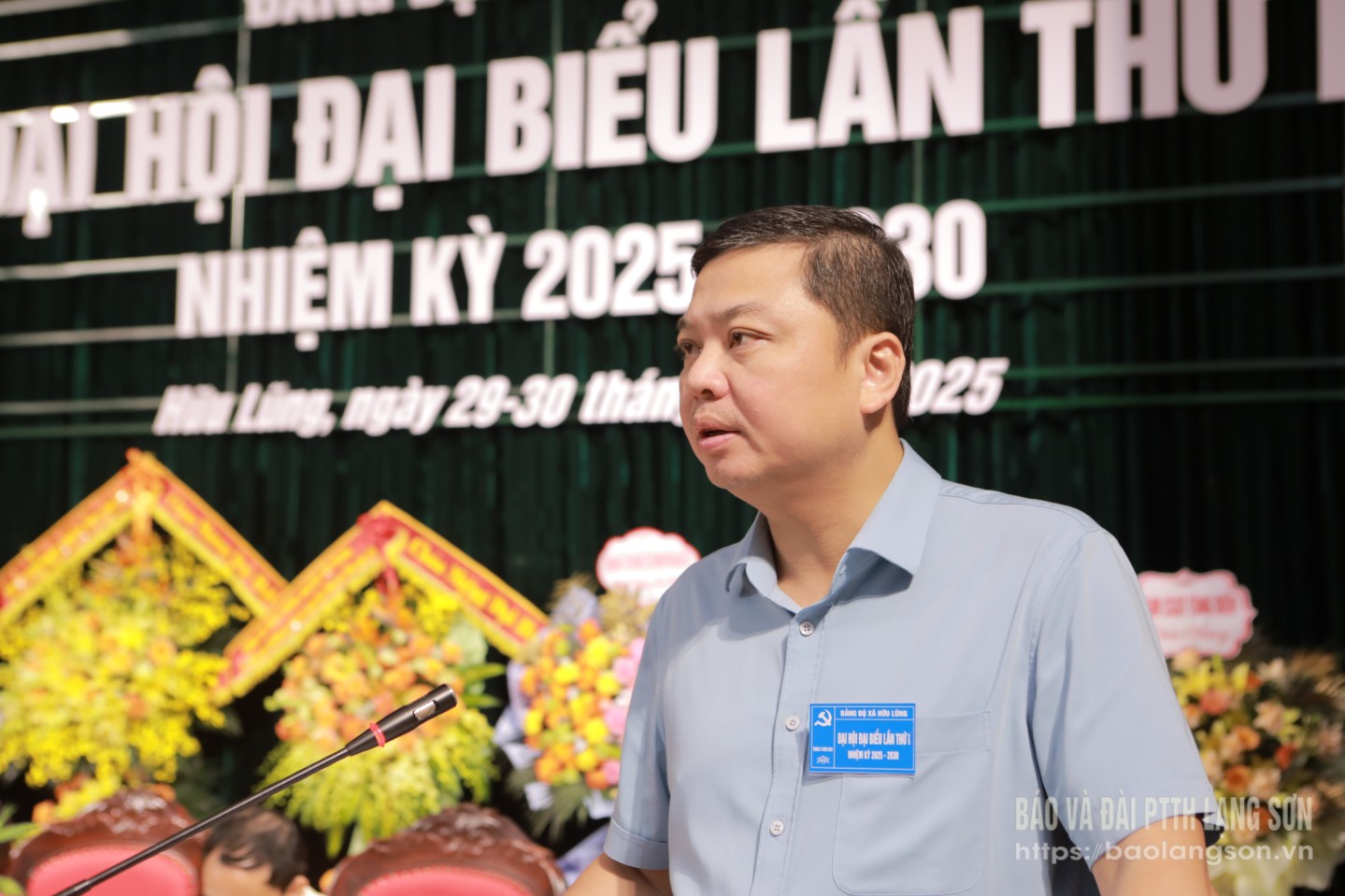Thiếu tướng Nguyễn Tiến Trung, Ủy viên Ban Thường vụ Tỉnh ủy, Giám đốc Công an tỉnh Lạng Sơn phát biểu tại đại hội