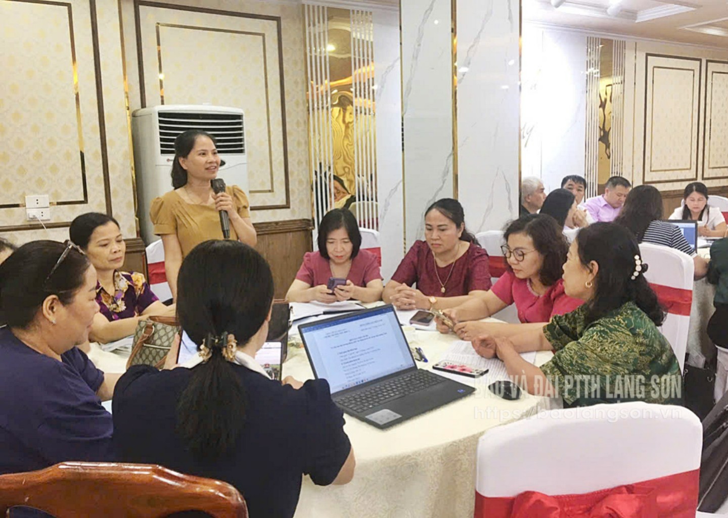 Giáo viên tiểu học tham dự lớp tập huấn ứng dụng trí tuệ nhân tạo do Sở Giáo dục và Đào tạo tổ chức dịp hè 2025