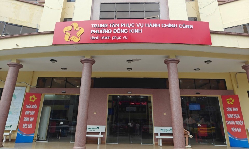 Livestream: Buổi làm việc đầu tiên tại Trung tâm Phục vụ hành chính công phường Đông Kinh, tỉnh Lạng Sơn