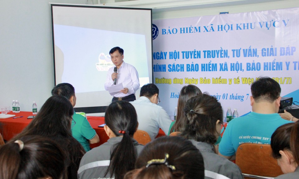 Ngày hội tuyên truyền, tư vấn chính sách BHXH, BHYT cho người lao động