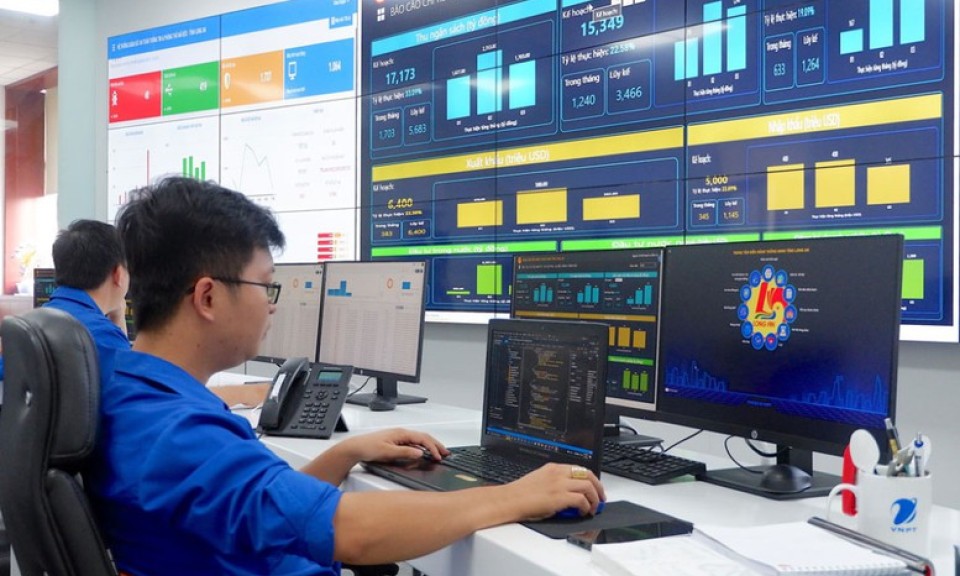 Người làm công tác chuyên trách về chuyển đổi số được hỗ trợ 5 triệu đồng/tháng