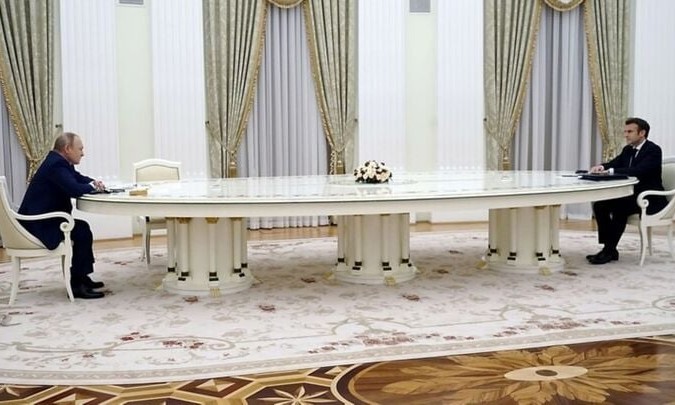 Tổng thống Nga, Pháp lần đầu điện đàm sau gần ba năm