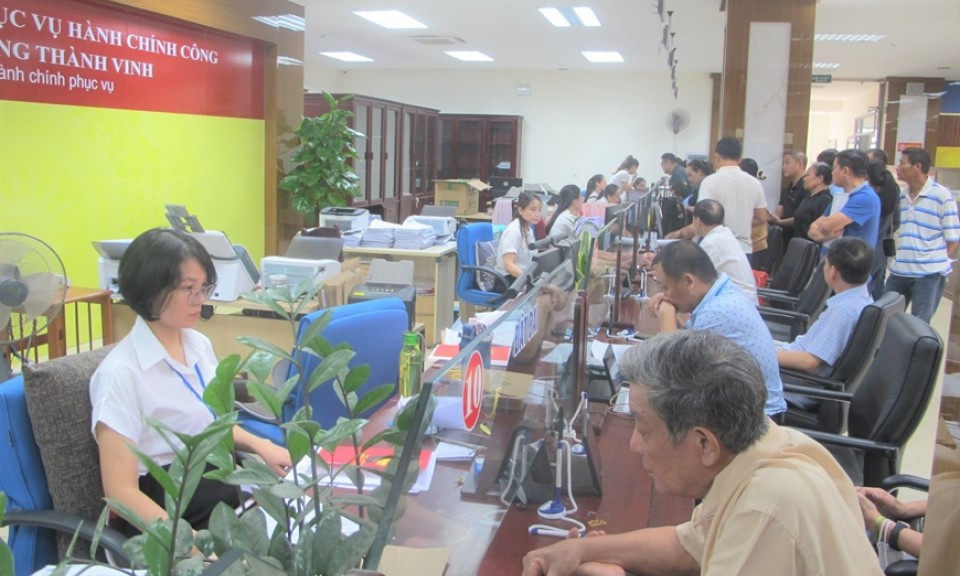 Ngày đầu thực hiện mô hình chính quyền địa phương hai cấp: Thuận lợi cho người dân, doanh nghiệp