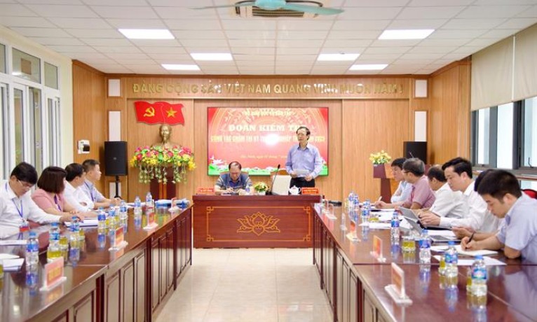 Chấm thi tốt nghiệp: Phải đặt quyền lợi của thí sinh lên hàng đầu