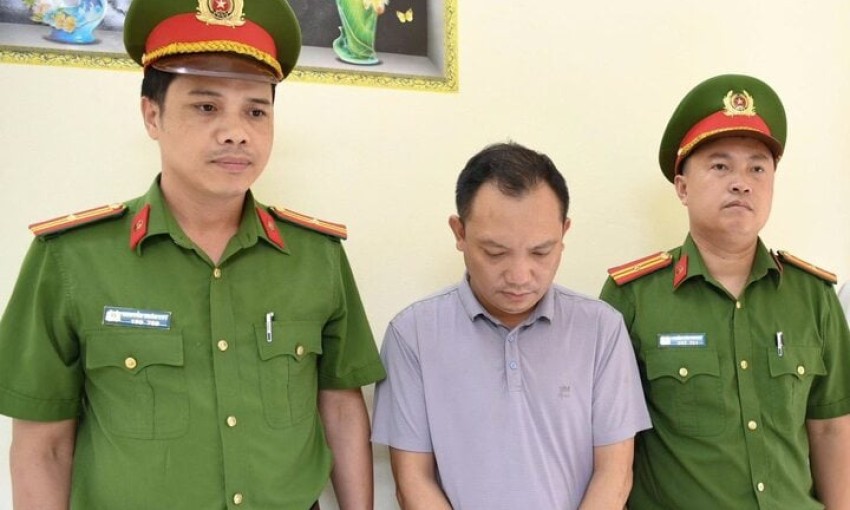 Bắt giam Giám đốc Công ty Athena Việt Nam sản xuất kem chống nắng giả