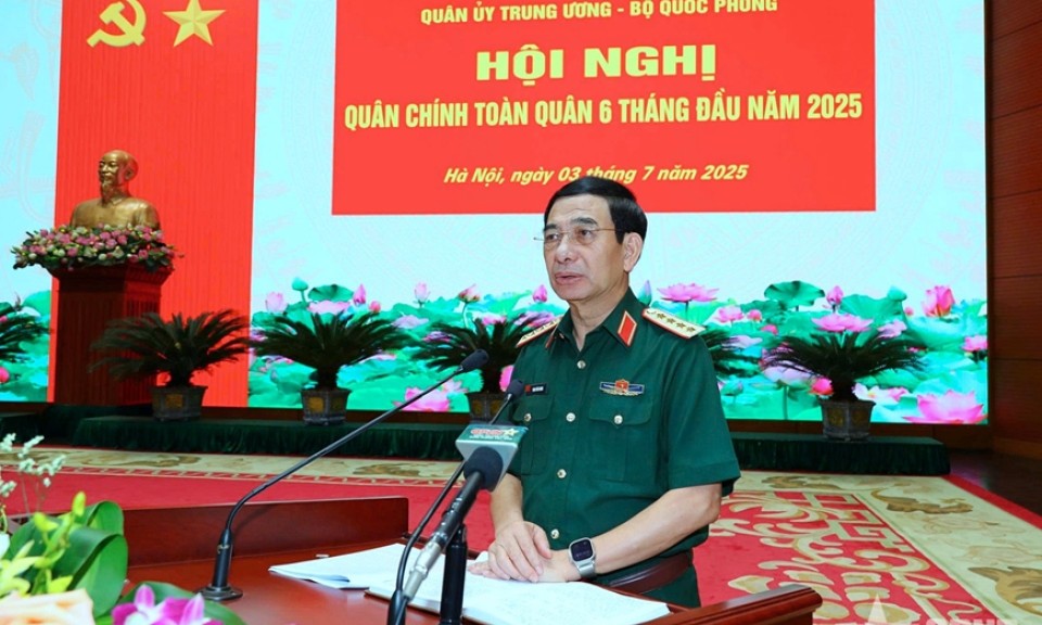 Đại tướng Phan Văn Giang chủ trì Hội nghị Quân chính toàn quân 6 tháng đầu năm 2025