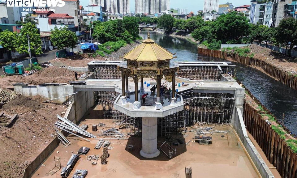 Thiết kế độc lạ của đập tràn giữ nước đầu tiên trên sông Tô Lịch