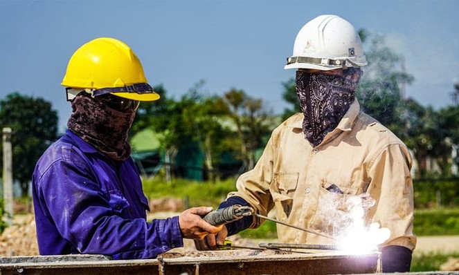 Miền Bắc đầu tuần nắng mạnh, giữa tuần mưa lớn