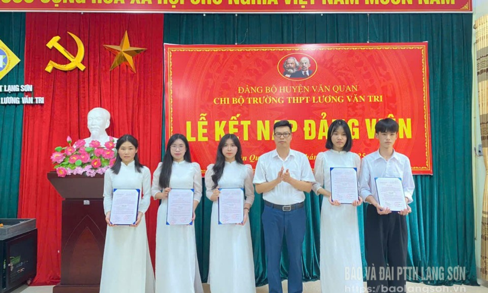 Xây dựng đội ngũ đảng viên tốt