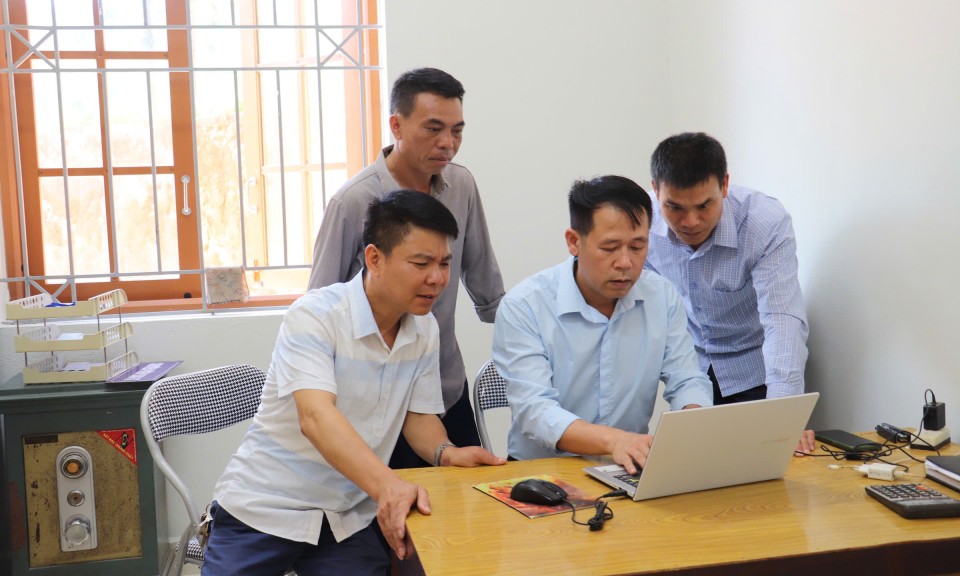 Để cán bộ an cư