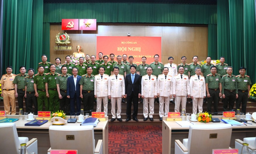 Bảo đảm tốt an ninh chính trị, trật tự an toàn xã hội trong thực hiện chính quyền địa phương 2 cấp