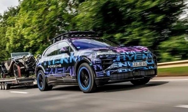 Porsche Cayenne EV lập kỷ lục, phô diễn sức mạnh trước ngày ra mắt