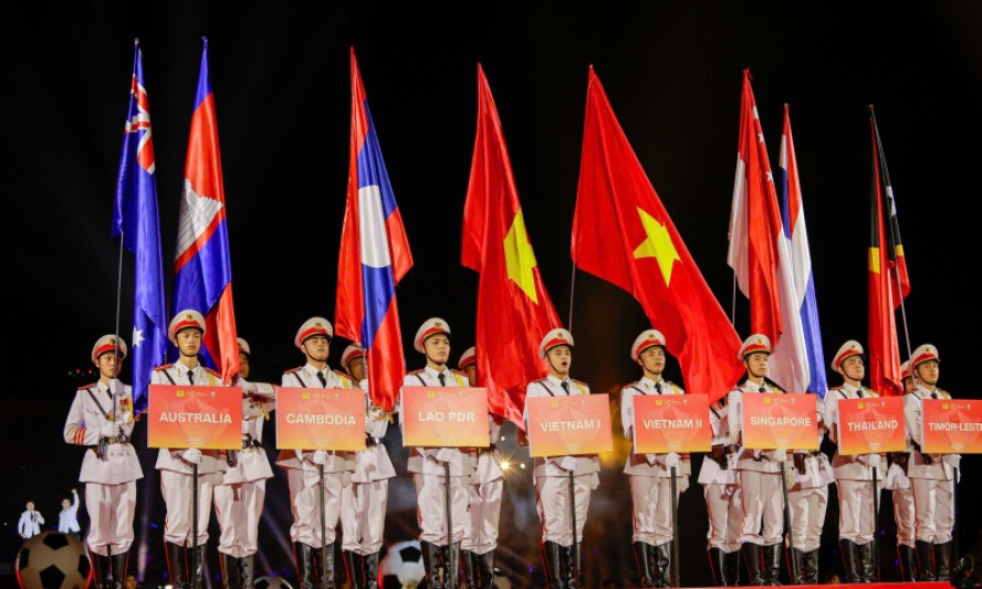 Mãn nhãn màn trình diễn Lễ khai mạc Giải bóng đá Công an, Cảnh sát các nước ASEAN mở rộng