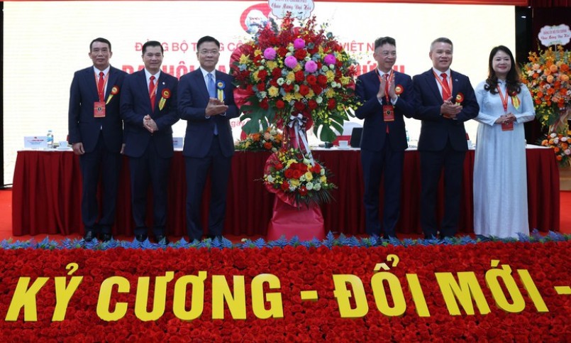 Phó Thủ tướng Lê Thành Long: Xây dựng VIMC giữ vị trí số 1 của ngành hàng hải Việt Nam
