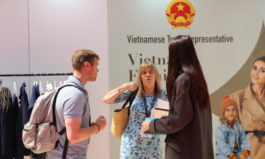 Vietnamese products make mark at Europe’s largest fashion, textile fair