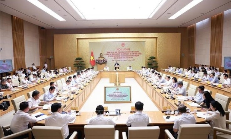 范明政：研究建议修改补充土地政策法律